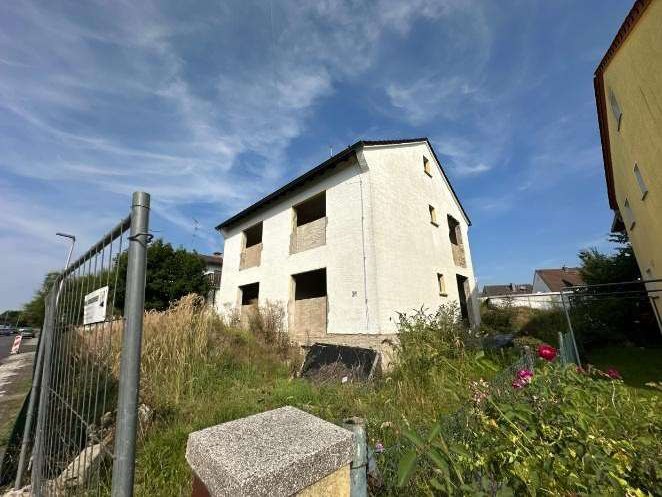 Straßenansicht des Objekts Donaustraße 21 in Rödermark-Ober-Roden